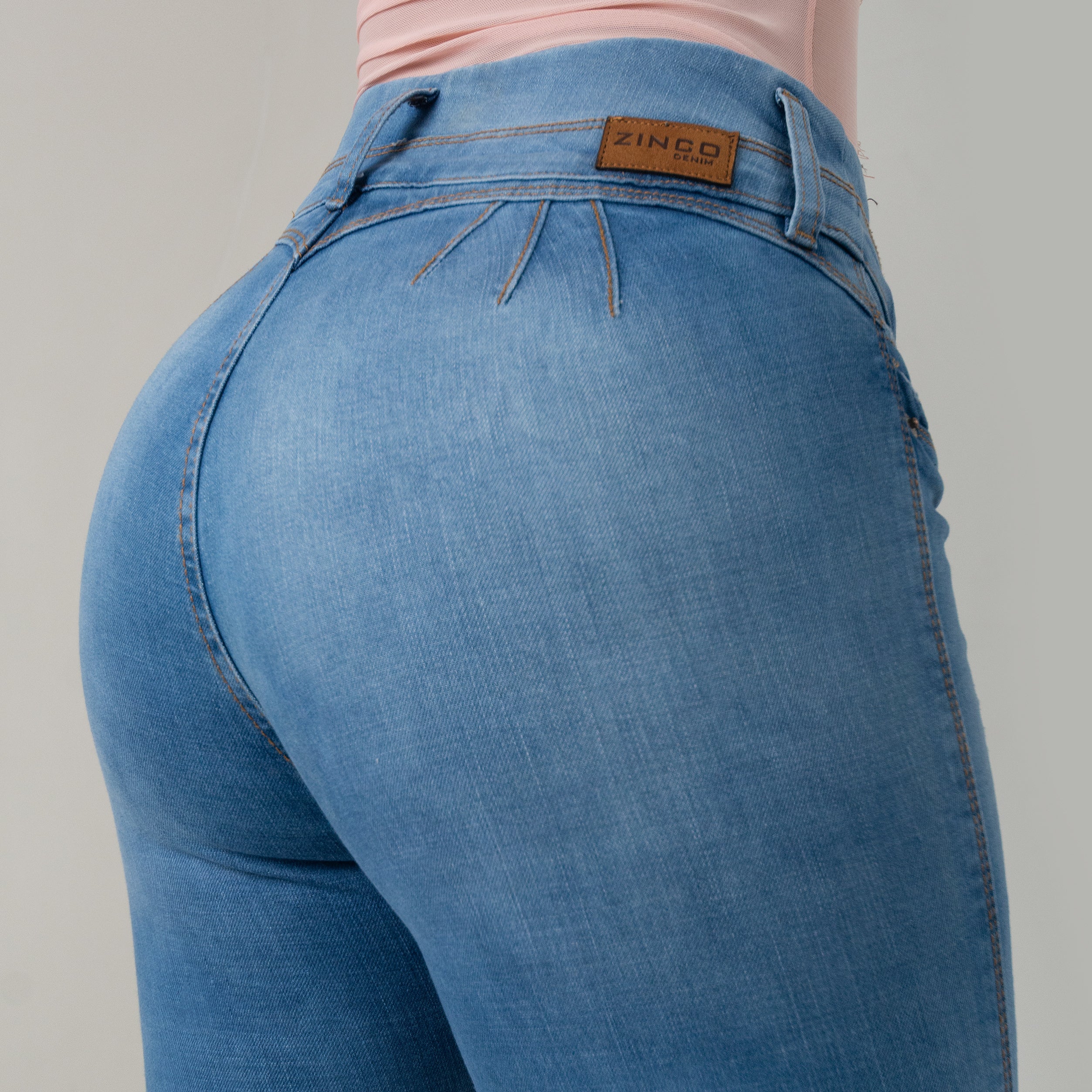 JEAN SKINNY, TIRO ALTO, PINZAS LEVANTACOLA REF:5533