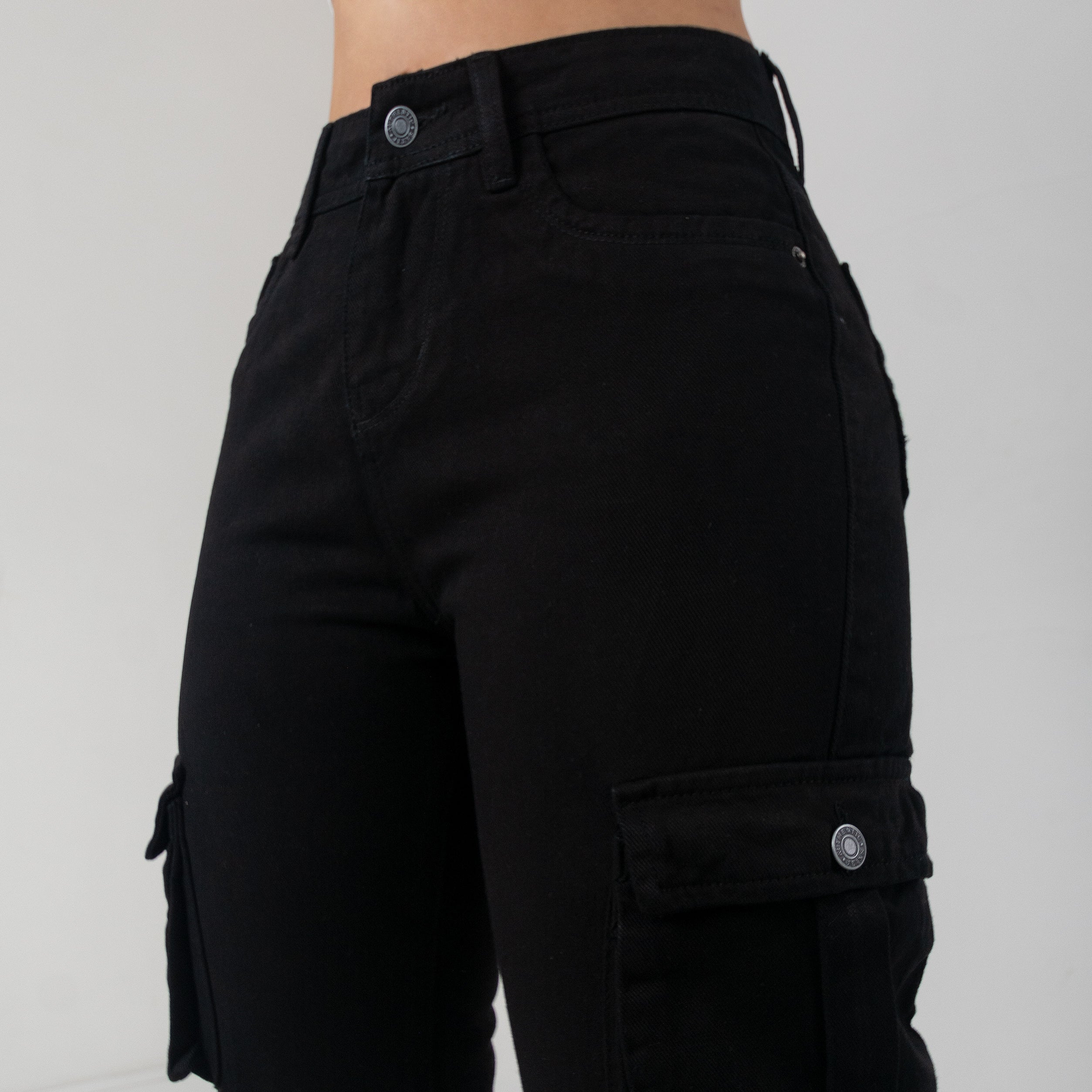 NUEVO JEANS TENDENCIA CARGO, TIRO ALTO  REF: 5549